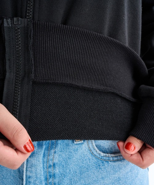 ROXY(ロキシー)の「HISTORICAL LOGO ZIP /ロキシーロゴバックプリントジップアップパーカー・フーディー(パーカー・レディース・ブラック/ピンク/グレー/ホワイト・SMALL/MEDIUM/LARGE)」の18枚目の写真