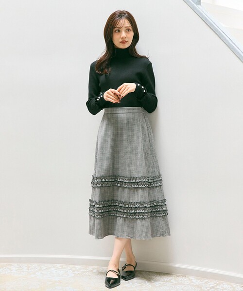 Feroux(フェルゥ)の「フレアギャザーチェック スカート(スカート・レディース・ダークブラウン系1/ホワイト系2・SMALL/MEDIUM)」の7枚目の写真