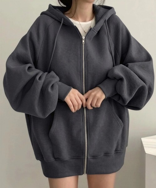 yuue' ( wear )(ユーイ)の「裏起毛オーバーサイズジップフーディー/パーカー(パーカー・レディース・アイボリー/ブラック/グレー/グレイッシュベージュ/チャコールグレー・FREE)」の4枚目の写真