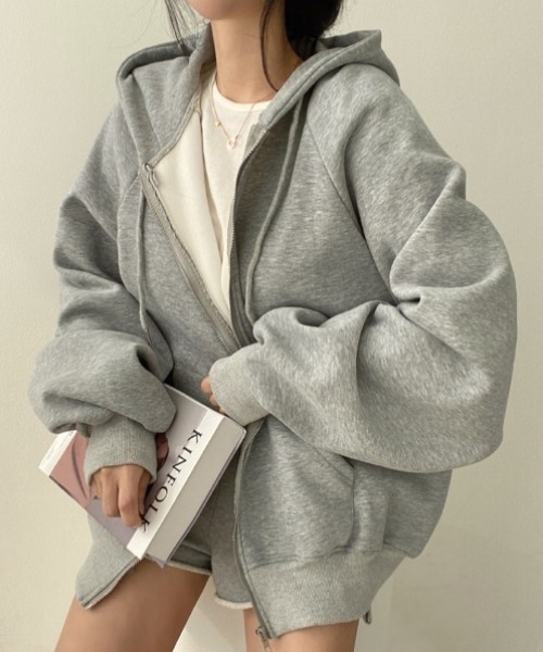 yuue' ( wear )(ユーイ)の「裏起毛オーバーサイズジップフーディー/パーカー(パーカー・レディース・アイボリー/ブラック/グレー/グレイッシュベージュ/チャコールグレー・FREE)」の21枚目の写真