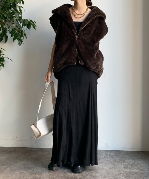 DouDou(ドゥドゥ)の「フェイクミンクフーディージレ(ベスト・レディース・グレイッシュベージュ/ブラウン・FREE)」の5枚目の写真