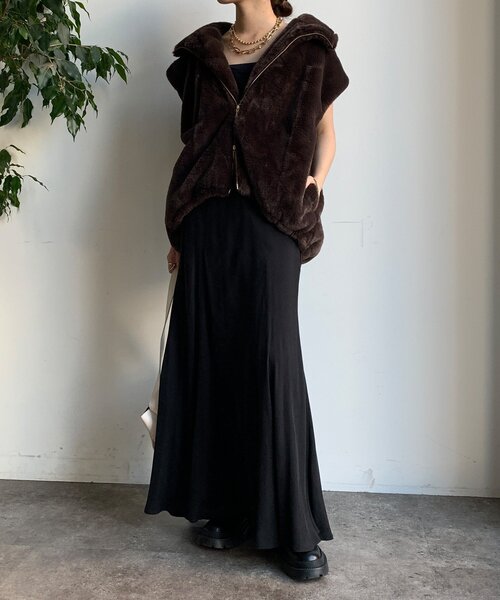 DouDou(ドゥドゥ)の「フェイクミンクフーディージレ(ベスト・レディース・グレイッシュベージュ/ブラウン・FREE)」の6枚目の写真