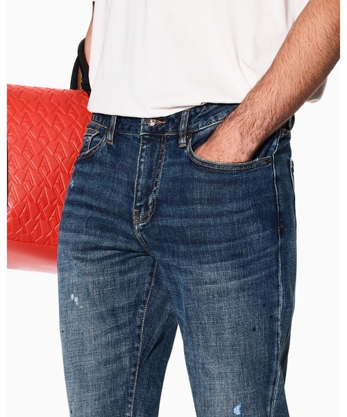 ARMANI EXCHANGE(アルマーニエクスチェンジ)の「【A|X アルマーニ エクスチェンジ】ブルーウォッシュデニムパンツ_J14 SLIM(デニムパンツ・メンズ・インディゴブルー・28inch/29inch/30inch/31inch/32inch/33inch/34inch/36inch)」の3枚目の写真