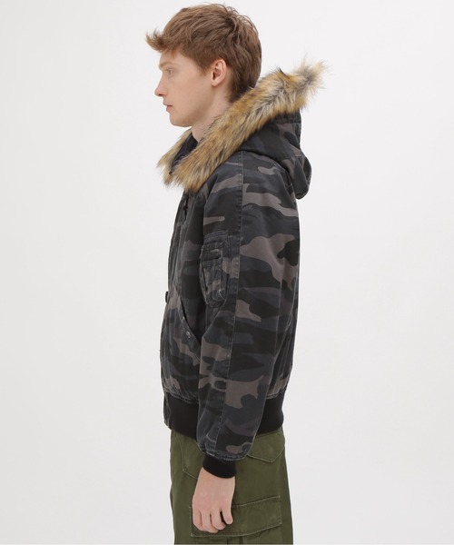 AVIREX(アヴィレックス)の「《WEB&DEPOT限定》CAMOUFLAGE N-2B / カモフラージュ N-2B / AVIREX / アヴィレックス(ブルゾン・メンズ・グレー系カモフラージュ/グリーン系カモフラージュ・MEDIUM/LARGE/X-LARGE/XX-LARGE)」の3枚目の写真