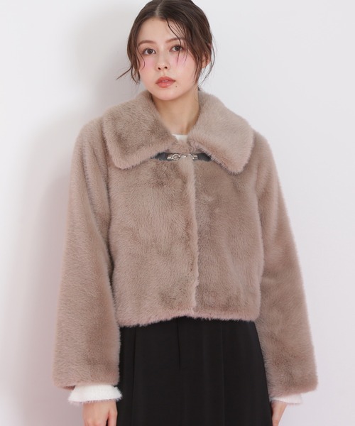 GLOWNY ファーショートジャケット アイボリー GLOWNY ファーショートジャケット アイボリー GLOWNY ファー