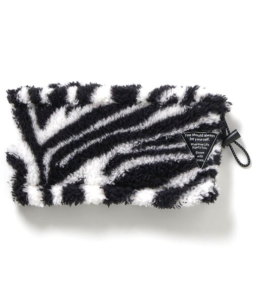 BREEZE（ブリーズ）の「フリースボアネックウォーマー（ネックウォーマー/スヌード・キッズ・ブラック/カーキ/レインボー/ネイビー・95/120/140）」の6枚目の写真