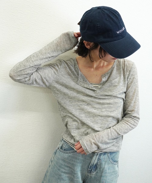 gossara(ゴサラ)の「【スタッフおすすめ】シアーリブヘンリーネックTOPS(Tシャツ/カットソー・レディース・ホワイト/杢グレー/ブラウン/ネイビー・FREE)」の2枚目の写真