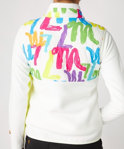 Loudmouth（ラウドマウス）の「LOUDMOUTH ラウドマウス ゴルフウェア 中綿入り ストレッチ 総柄 ハイネック フルジップ フリースベスト（ベスト・レディース・オレンジ系その他/ホワイト系その他・LL/L/M/S）」の5枚目の写真