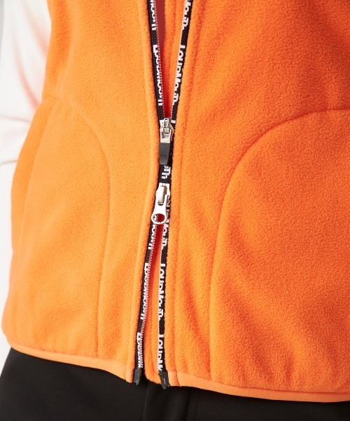 Loudmouth（ラウドマウス）の「LOUDMOUTH ラウドマウス ゴルフウェア 中綿入り ストレッチ 総柄 ハイネック フルジップ フリースベスト（ベスト・レディース・オレンジ系その他/ホワイト系その他・LL/L/M/S）」の15枚目の写真