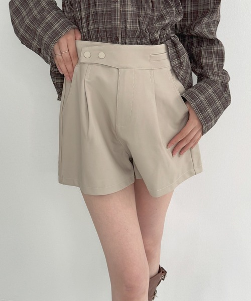 frunco(フランコ)の「レザーショートパンツ(その他パンツ・レディース・ブラック/ブラウン/ホワイト・MEDIUM)」の18枚目の写真