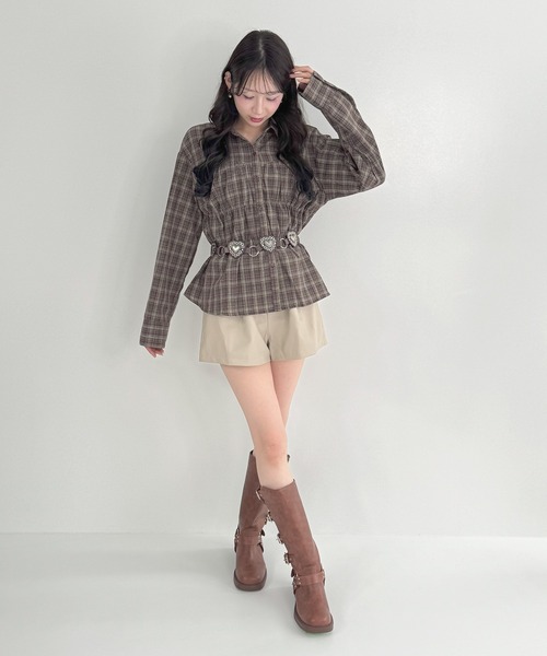 frunco(フランコ)の「レザーショートパンツ(その他パンツ・レディース・ブラック/ブラウン/ホワイト・MEDIUM)」の8枚目の写真