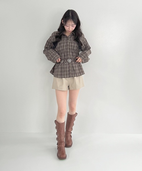 frunco(フランコ)の「レザーショートパンツ(その他パンツ・レディース・ブラック/ブラウン/ホワイト・MEDIUM)」の7枚目の写真
