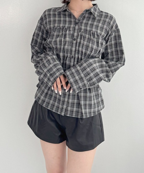 frunco(フランコ)の「レザーショートパンツ(その他パンツ・レディース・ブラック/ブラウン/ホワイト・MEDIUM)」の17枚目の写真