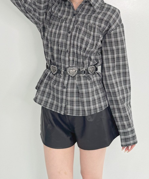 frunco(フランコ)の「レザーショートパンツ(その他パンツ・レディース・ブラック/ブラウン/ホワイト・MEDIUM)」の19枚目の写真