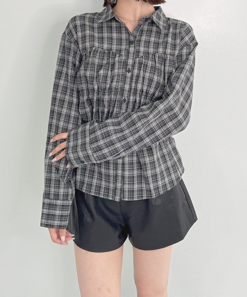 frunco(フランコ)の「レザーショートパンツ(その他パンツ・レディース・ブラック/ブラウン/ホワイト・MEDIUM)」の16枚目の写真