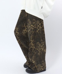 Salong hameu（サロン ハミュー）の「レオパード・迷彩・ツリーカモフラ 総柄ペインターポケット カープパンツ メンズ レディース/ワイドパンツ（その他パンツ・メンズ）」