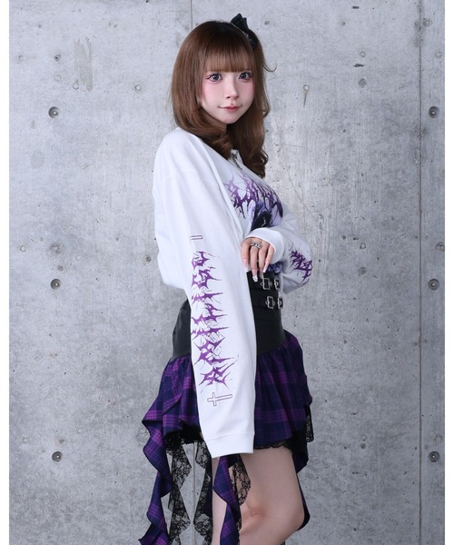 Amilige（アミリージュ）の「Toxic TeddyプリントロングTシャツ（Tシャツ/カットソー・レディース・ホワイト/ブラック×グレー/ブラック×パープル・FREE）」の18枚目の写真