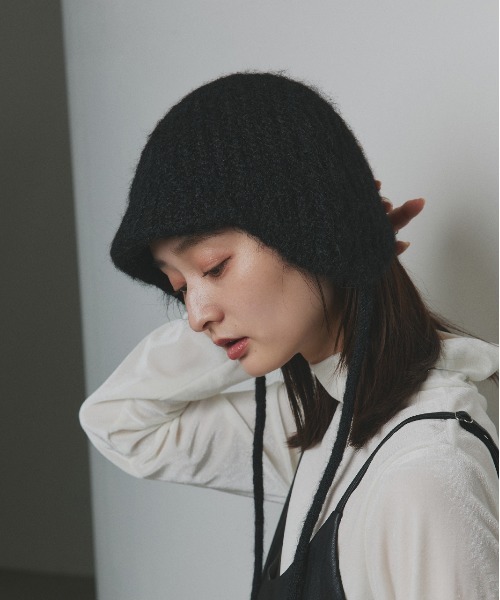 ad thie(アドティエ)の「イヤーフラップ ニットキャップ(ニットキャップ/ビーニー・レディース・チャコール/ブラウン/ブラック/ベージュ・FREE)」の10枚目の写真