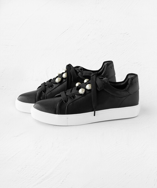 TOCCA(トッカ)の「PEARL POINT RAIN SNEAKERS スニーカー(スニーカー・レディース・ブラック系/アイボリー系・35/39/38/37/36)」の3枚目の写真