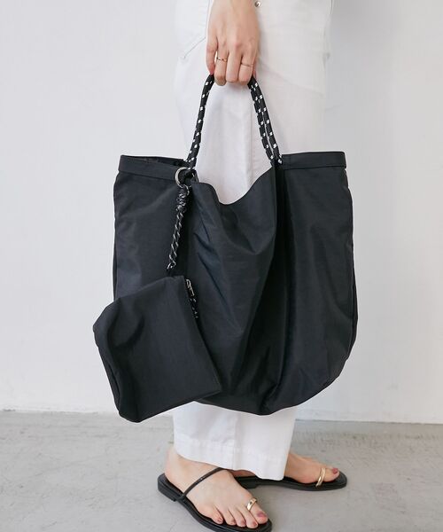 le.coeur blanc(ルクールブラン)の「【撥水】ナイロンパッカブルトート(トートバッグ・レディース・ブラック系その他/ブラック/ブラウン/ベージュ・FREE)」の16枚目の写真