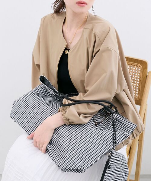 le.coeur blanc（ルクールブラン）の「【撥水】ナイロンパッカブルトート（トートバッグ・レディース・ブラック系その他/ブラック/ブラウン/ベージュ・FREE）」の11枚目の写真