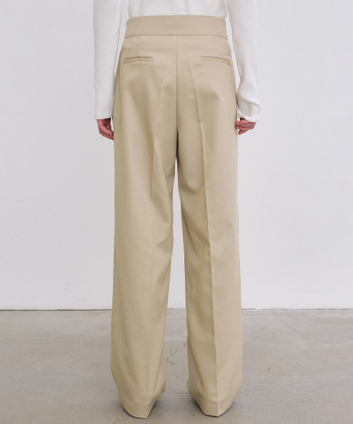 NICK&NICOLE(ニックアンドニコール)の「MINIMAL CLASSIC PINTUCK SLACKS_BEIGE(スラックス・レディース・その他・LARGE)」の4枚目の写真