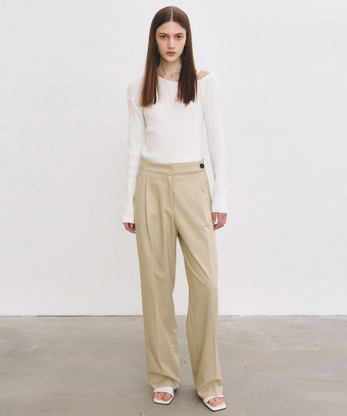 NICK&NICOLE(ニックアンドニコール)の「MINIMAL CLASSIC PINTUCK SLACKS_BEIGE(スラックス・レディース・その他・LARGE)」の5枚目の写真