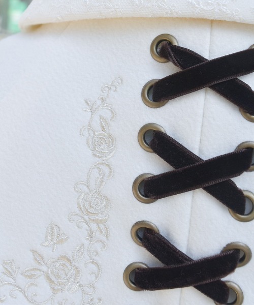 axes femme（アクシーズファム）の「ダブルボタンケープコート（ダッフルコート・レディース・チャコール/ホワイト/ワイン・FREE）」の5枚目の写真