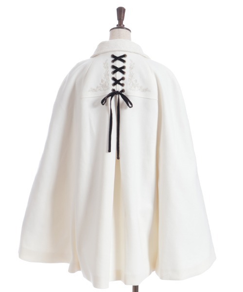 axes femme（アクシーズファム）の「ダブルボタンケープコート（ダッフルコート・レディース・チャコール/ホワイト/ワイン・FREE）」の20枚目の写真