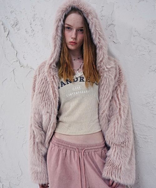 AVANDRESS(アバンドレス )の「Champagne Fur Jacket LIGHT GREY(ムートンコート・レディース・ライトグレー・FREE)」の2枚目の写真