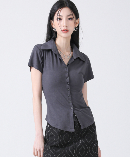 AVANDRESS(アバンドレス )の「Sopy Collar Short-Sleeve GREY(シャツ/ブラウス・レディース・その他・SMALL)」の3枚目の写真