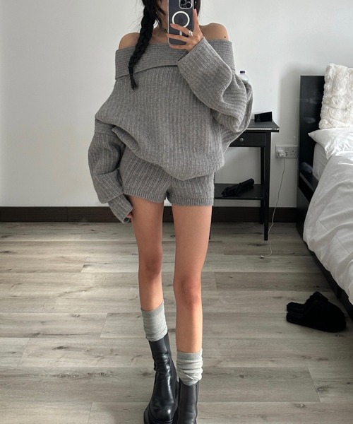 gossip!ロサンゼルス(ゴシップロサンゼルス)の「オーバーサイズ オフショルニットセットアップ(ニット/セーター・レディース・グレー/オフホワイト/ベージュ・FREE)」の14枚目の写真
