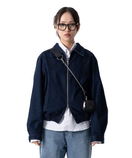 IUGAMAKARAS（イウガマカラス）の「Triple Covered Crow Buckle Bag（メッセンジャーバッグ・レディース・その他・FREE）」の2枚目の写真