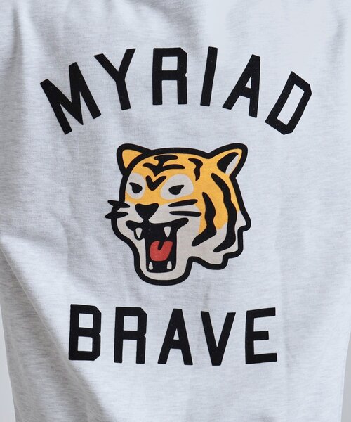 tk.TAKEO KIKUCHI（ティーケータケオキクチ）の「とらフロッキースウェット（スウェット・メンズ・ブラウン系その他/ライトグレー/ブラック・04/03/02）」の8枚目の写真