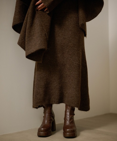 LAULEN(ローレン)の「drape poncho knit set up /ドレープポンチョニットセットアップ(セットアップ・レディース・ブラウン/グレー/ベージュ・FREE)」の15枚目の写真