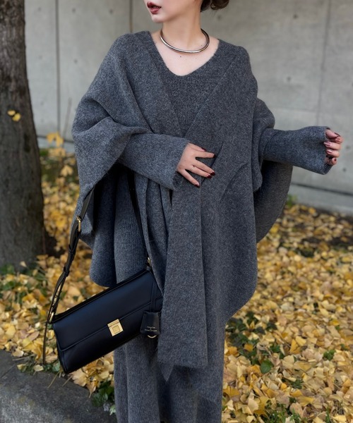 新品 完売ニット Knit Poncho ニットポンチョ gypsophila 新品 完売 Knit Poncho ホワイト gypsophila - メルカリ