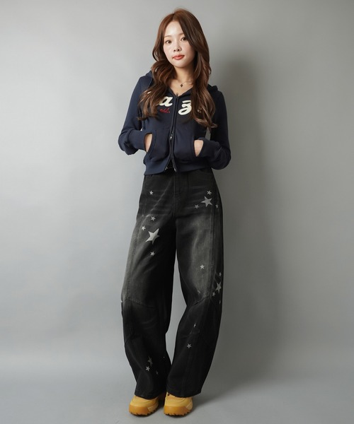SPINNS(スピンズ)の「今っぽ☆“タイト×ショート丈”美シルエットパーカー(パーカー・レディース・杢グレー/ネイビー/ピンク/ブラック/グレー系その他・ONESIZE)」の15枚目の写真