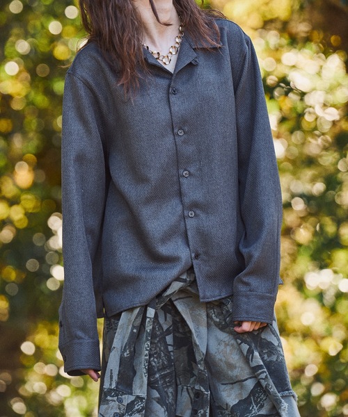 CASPER JOHN（キャスパージョン）の「Imitation butcher linen shirts/イミテーションブッチャーリネンシャツ（シャツ/ブラウス・メンズ・マスタード/ネイビー/ベージュ/チャコールグレー・SMALL/X-SMALL/LARGE/MEDIUM）」の9枚目の写真
