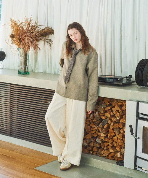 CASPER JOHN（キャスパージョン）の「Imitation butcher linen shirts/イミテーションブッチャーリネンシャツ（シャツ/ブラウス・メンズ・マスタード/ネイビー/ベージュ/チャコールグレー・SMALL/X-SMALL/LARGE/MEDIUM）」の6枚目の写真