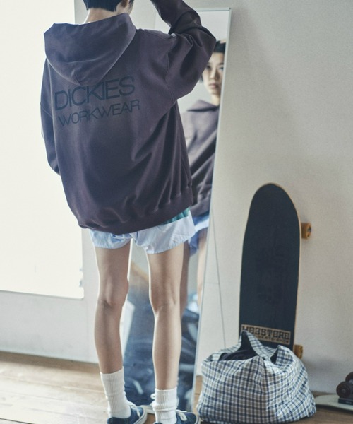 Dickies(ディッキーズ)の「【Dickies(R) x SEDAN ALL-PURPOSE(R)】Faded Washed Hoodie(パーカー・メンズ・ダークブラウン/チャコールグレー・SMALL/MEDIUM/LARGE/X-LARGE)」の7枚目の写真