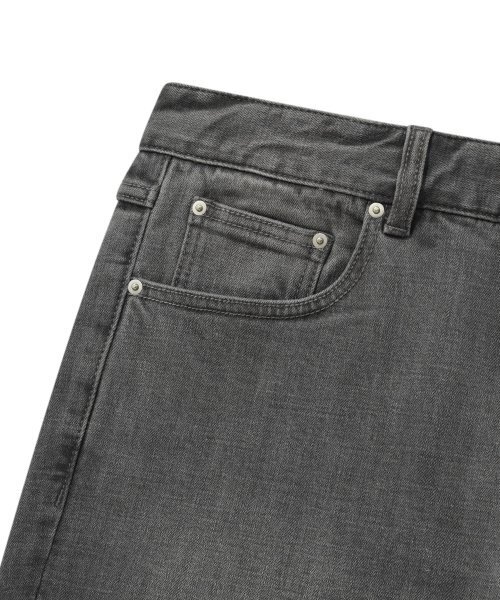 COVERNAT(カバーナット)の「デニム裏起毛スリムストレートパンツグレー(デニムパンツ・レディース・その他・MEDIUM/LARGE/SMALL/X-LARGE)」の5枚目の写真