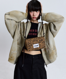 MACNI（マクニ）の「LEOPARD STRING CROSS BAG BROWN（メッセンジャーバッグ）」