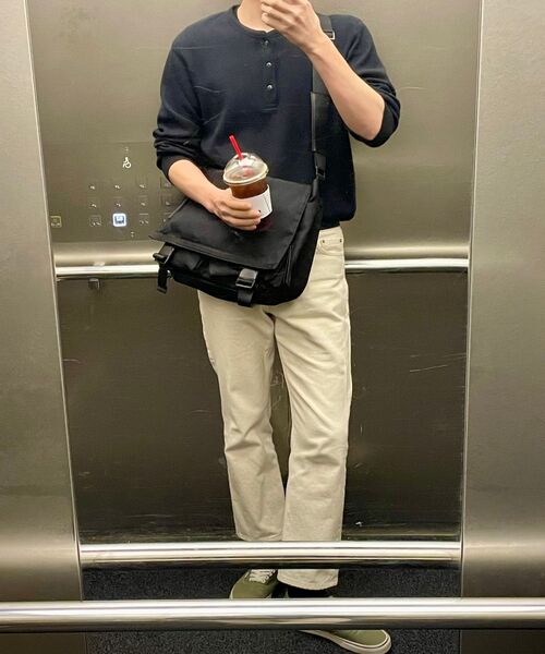 SSRL(シエスタ ロイヤル レーベル)の「Dual Pocket Messenger Bag / Black(メッセンジャーバッグ・レディース・ブラック・FREE)」の4枚目の写真