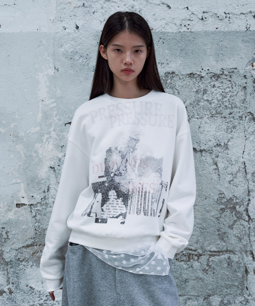 URBANSTOFF(アーバンストッフ)の「フレッシャークロップスウェットシャツ(ホワイト)(スウェット・レディース・その他・LARGE/MEDIUM)」の1枚目の写真