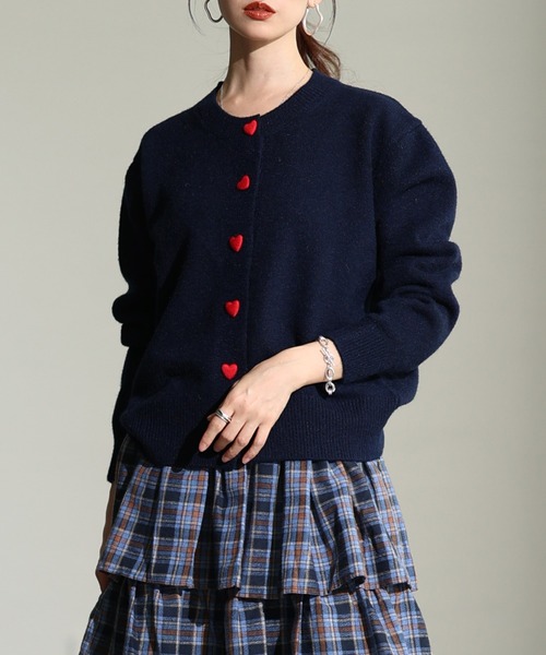 Sawa a la mode(サワアラモード)の「ハートボタンカーディガン(カーディガン/ボレロ・レディース・ネイビー/ブラック/グレー・FREE)」の1枚目の写真