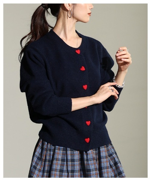 Sawa a la mode(サワアラモード)の「ハートボタンカーディガン(カーディガン/ボレロ・レディース・ネイビー/ブラック/グレー・FREE)」の12枚目の写真