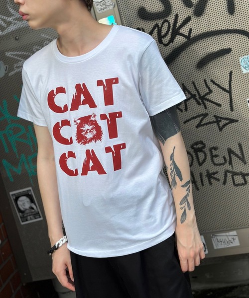 MILKBOY(ミルクボーイ)の「CAT CAT CAT Tシャツ(Tシャツ/カットソー・レディース・C/B/A・M/L)」の1枚目の写真