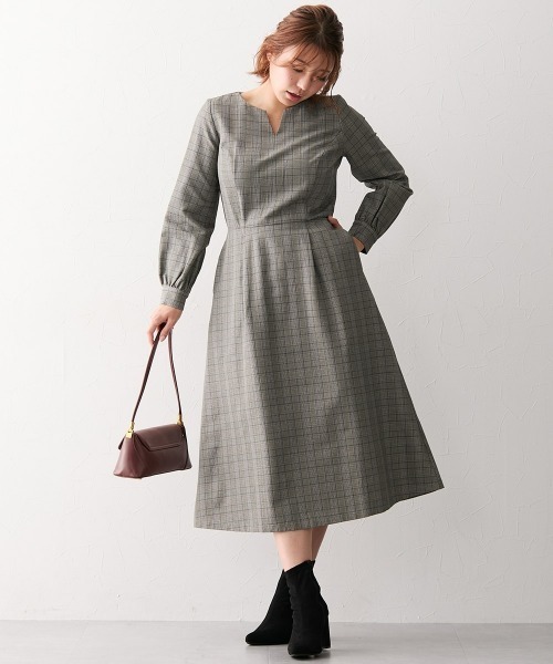 大きい胸専用】スタイルアップチェックフレアワンピース（ポケット付