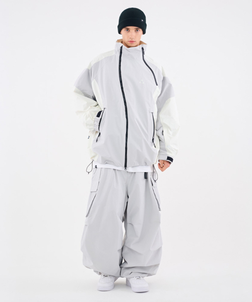 DOLL OUTERWEAR（ドラ アウターウェア）の「[DOLL x DUMDIDUM] 2526 ビタジャケット&パンツセット L.GRAY 男女共用（セットアップ・レディース・その他・SMALL/MEDIUM/LARGE/X-LARGE）」の2枚目の写真