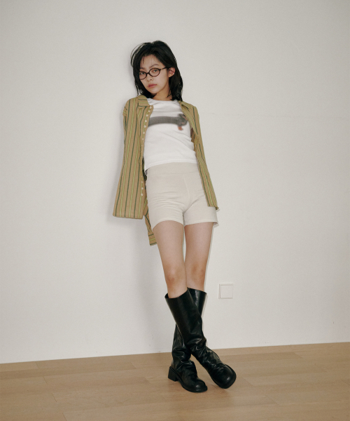 BYOTHERS（バイオザーズ）の「Pollet wrinkle boots（ブーツ・レディース・ブラック・23cm/23.5cm/24cm/24.5cm/25cm）」の3枚目の写真